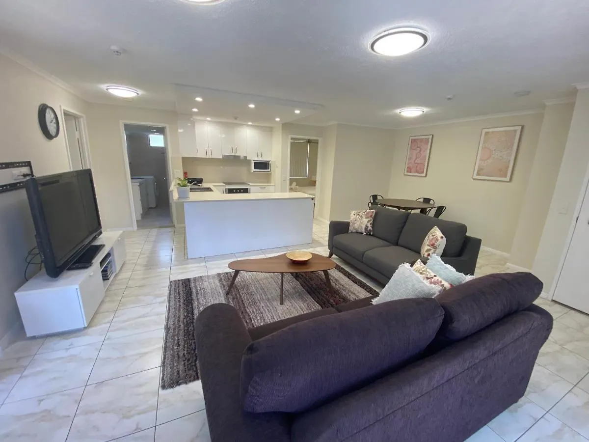 Enderley Gardens Resort Gold Coast Aparthotel